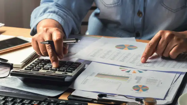 المحاسبة المالية وإعداد التقارير