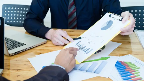 إعداد التقارير المالية